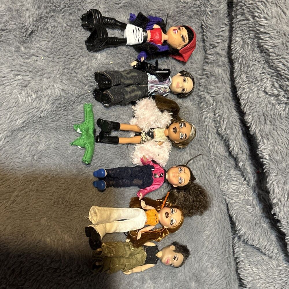 MGA Bratz Mini Dolls 4.5” Lot 6 W outfits Dressed Clothes One McDonald’s Jade